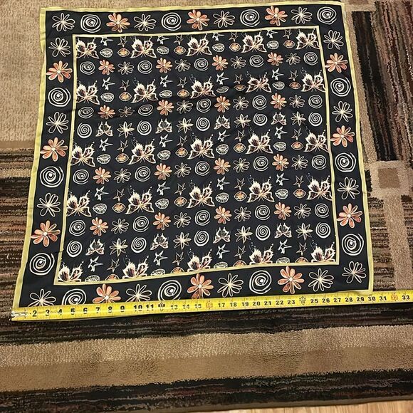 Handkerchief   - Picture 6 of 8